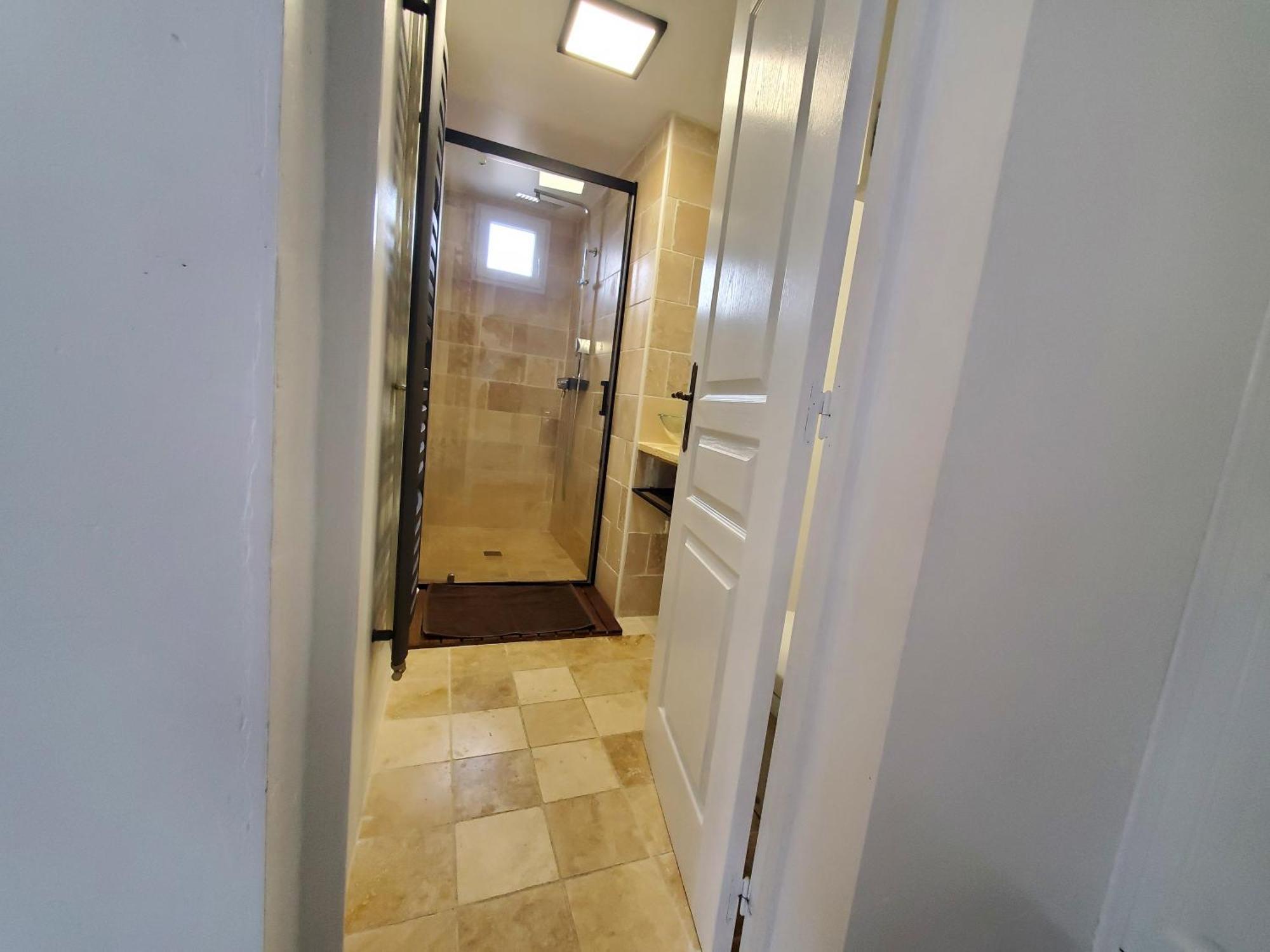 Appart 28M2 Avec Jardin Et Parking Prives, Chambre Separee Milhaud Bagian luar foto